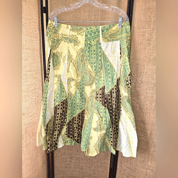 Emma James Dresses & Skirts - EUC Women's Emma James Green Yellow Patterned Skirt With Belt Loops Size 12